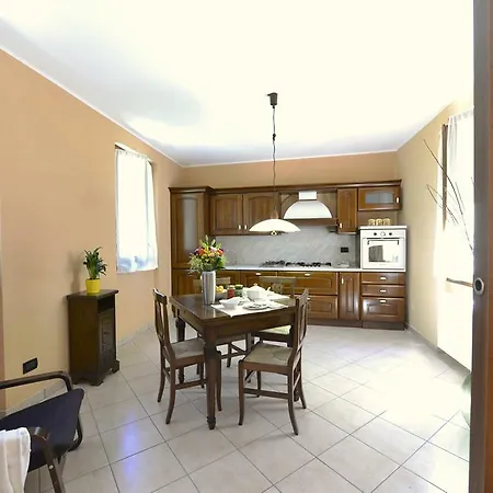 Crotto Letizia Apartment Argegno